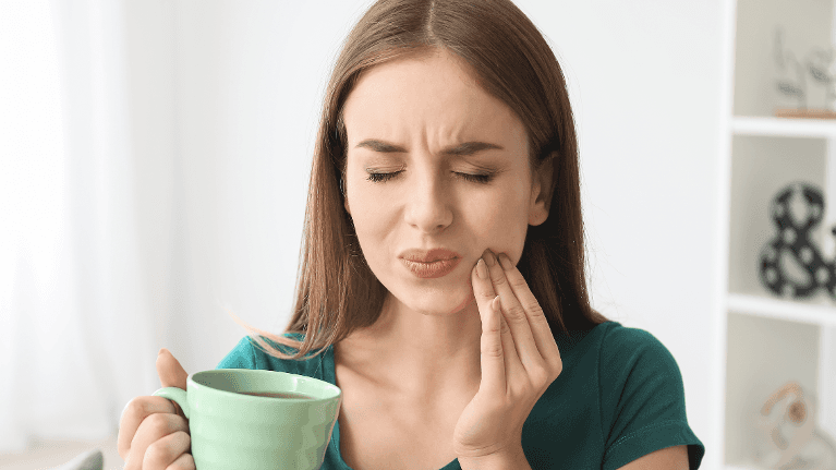 woman tooth pain
